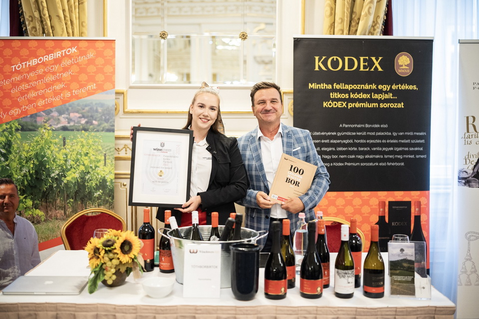 Winelovers 100