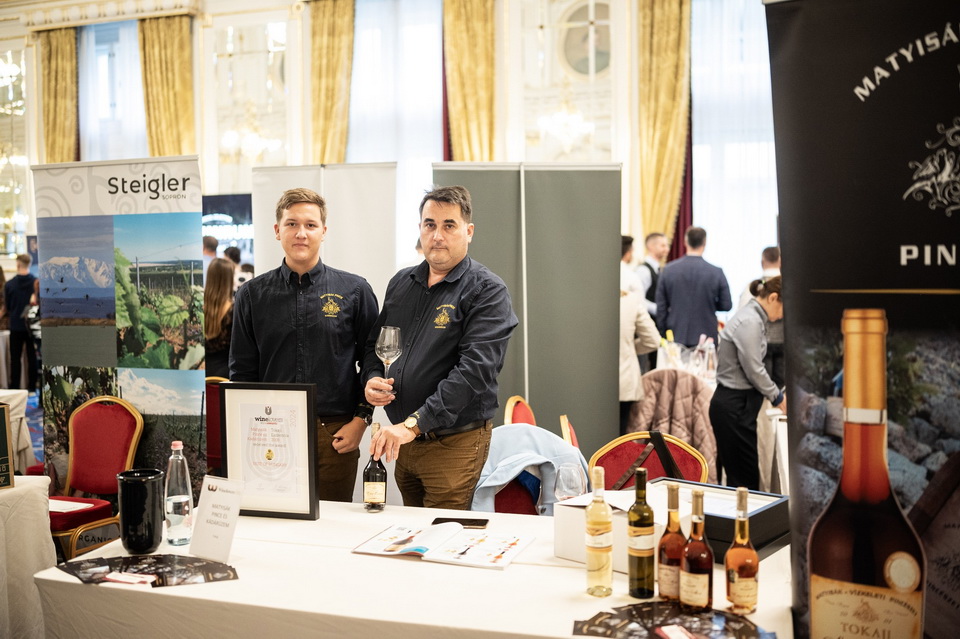 Winelovers 100